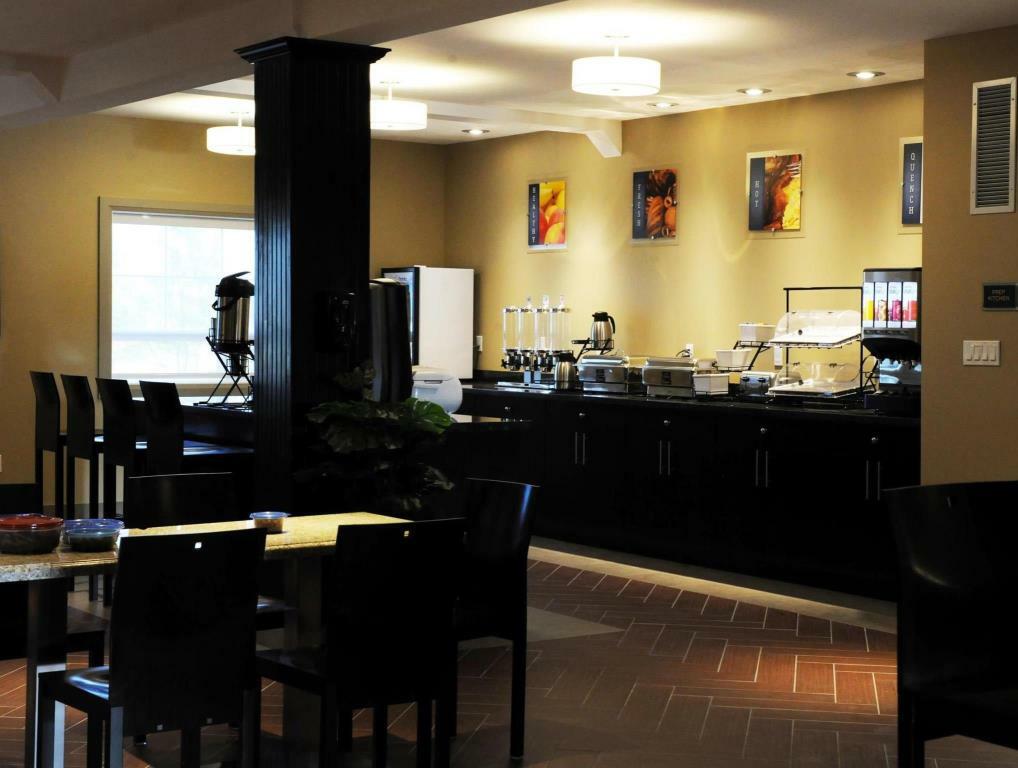 Best Western Plus Peace River Hotel & Suites Exterior photo
